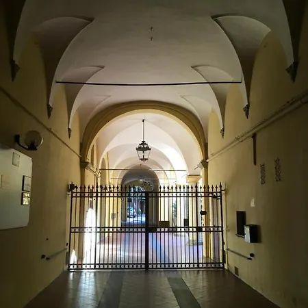 فندق مبيت وإفطار H Ercolani بولونيا