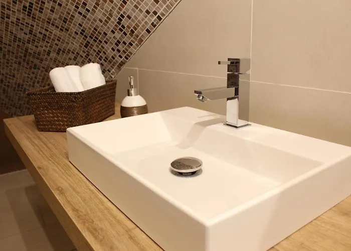 Bed & Breakfast H Ercolani *